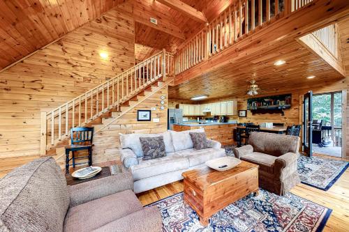 River Holiday in Ellijay, USA