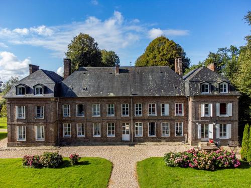 Chateau De Grosfy 3