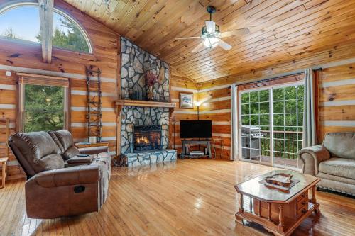 Top o Snaggy Cabin in Boone, USA
