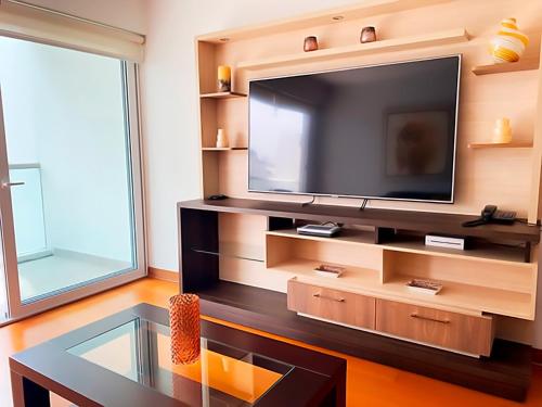 MODERN AND COMFORTABLE APARTMENT IN MIRAFLORES