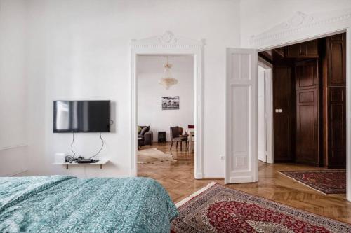Oktober 6/8 Apartment - image 11