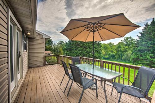 Family-Friendly Coatesville House with Fire Pit