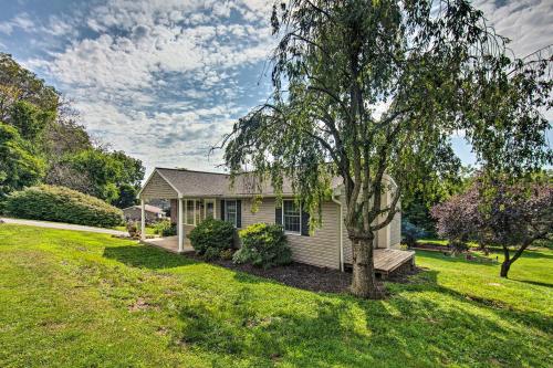 Family-Friendly Coatesville House with Fire Pit