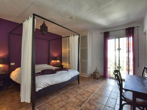 Gorgeous Villa in Sayalonga Costa del Sol with Swimming Pool gîte à louer Carraspite