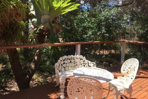 Mango Cottage on Morwong Beach