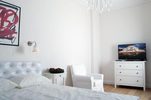 Home Apart 4