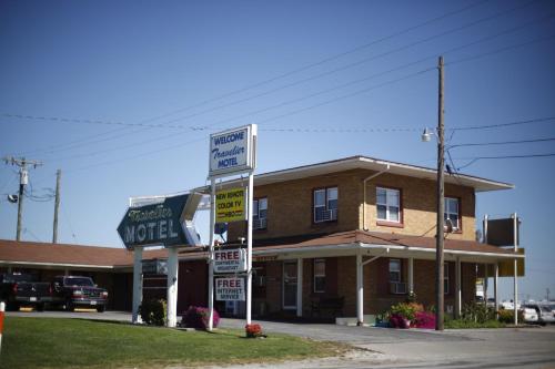 Travelier Motel - Macon