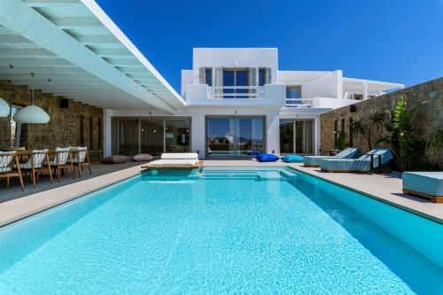Splendid Mykonos Luxury Villas – Mykonos Town