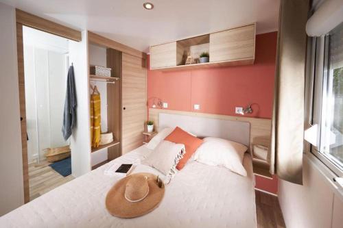 Mobile home 3 chambres 2 salles de bains dans camping 4 étoiles aux charmettes MH k168 4