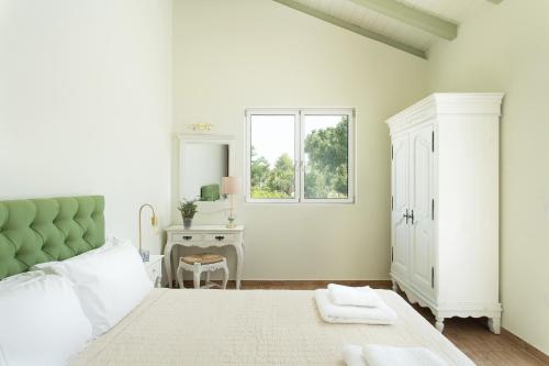 Aneli Luxury Villas - Villa Alexandra