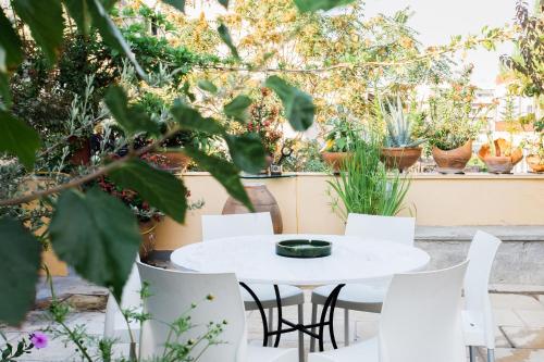 Boutique Athens Apartment EP9B - image 8