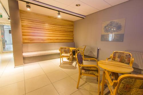 Hotel Platan - image 14