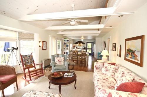 Turkey Cove Cottage in Glenmere, USA