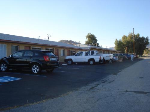 Safari Motor Inn - Joshua Tree