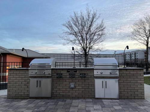 NEW ROOFDECK CITY VIEW 12 Beds KARAOKE PINGPONG