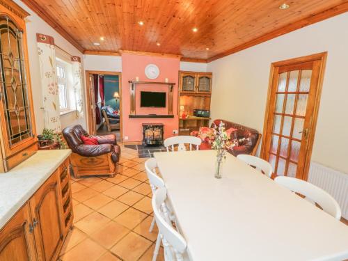 Clodagh's Cottage in คอลลูนีย์