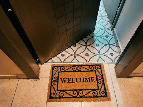 Modiano Studios Center-Your Urban Stay