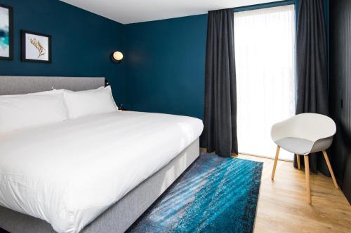 Staybridge Suites - Cardiff, an IHG Hotel photo 4