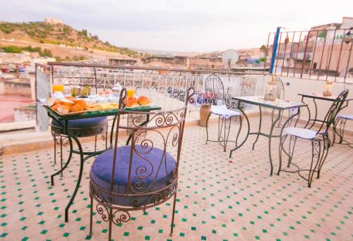 발코니/테라스, Palais Fes Yahya - family hosting in 페스 알 발리