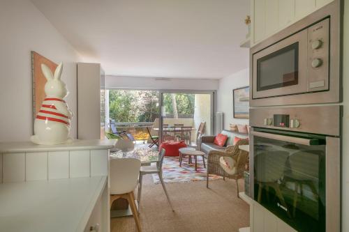 Apartment image 10