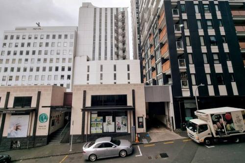 Bright & Cozy 1BR - Full Kitchen - Laundry & WiFi