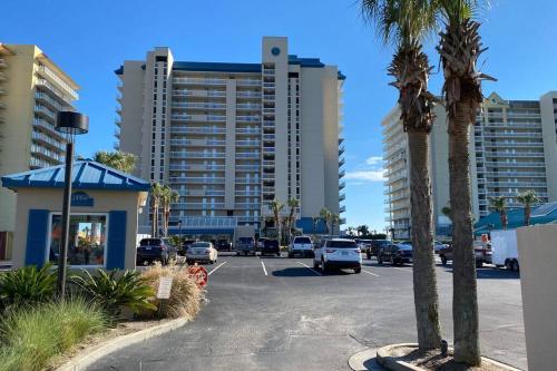 Corner Condo with Amazing Beach and Pool Views