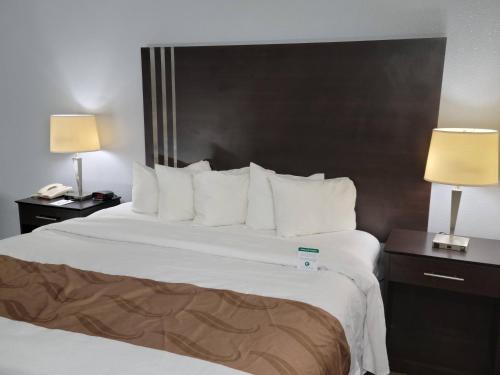 Quality Inn Terre Haute University Area - image 14