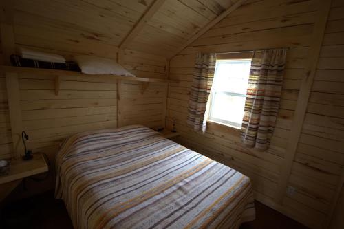 2 bedrooms, 3 beds