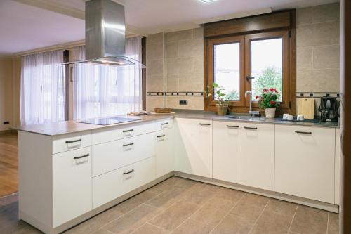  Alojamiento Urabain in Allo