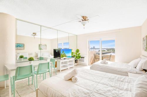 Beachy studio-apt in the center of Miami