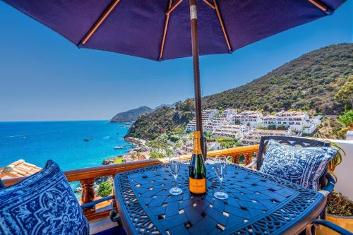 Oceanfront villa w One of a kind Amazing View
