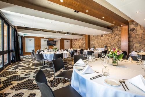 Nightcap at the Ranch Hotel - image 3