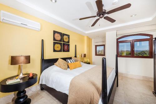 Crystal Sands Penthouse 504