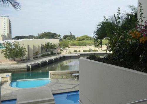 Salinas Puerto Lucia -300