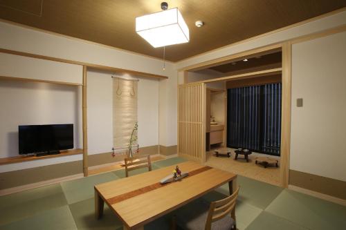 Japanese-Style Twin Room