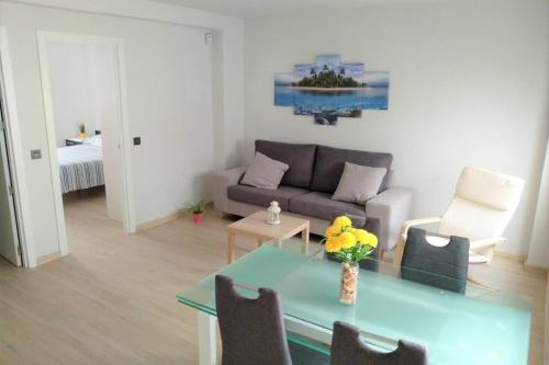  APTMUNDO TOTAL .- Planta baja + piso + terraza. Para 8 in Puerto de Sagunto