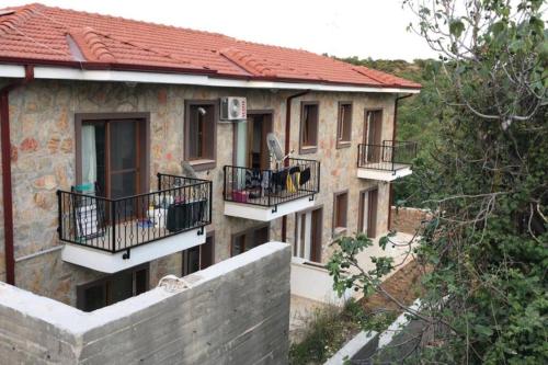 DATCA KARAKOY DOGA MANZARALI EVIMIZ SIZLERI BEKLIYOR