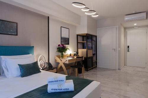 Superior Double or Twin Room with City View image 8