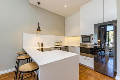 The Docklands Luxury One Bedroom Apartments - image 12