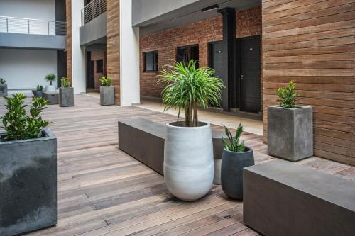 The Docklands Luxury One Bedroom Apartments - image 8