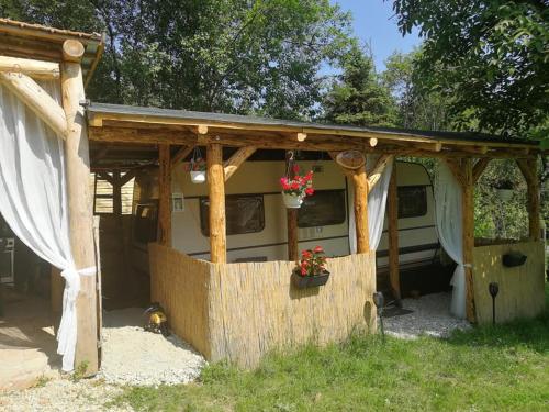 Orsegi Nomad-Lak