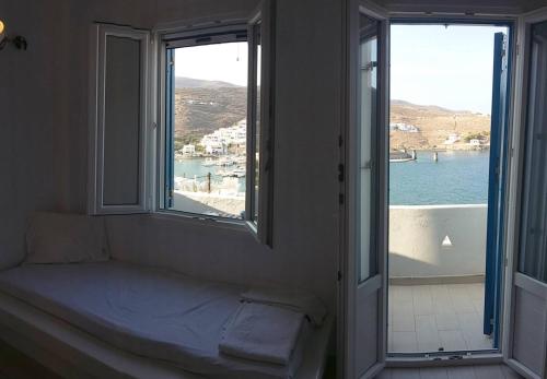 Aiolos Studios Κythnos in Loutra (Kythnos)