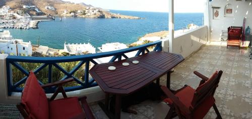 Aiolos Studios Κythnos in Loutra (Kythnos)