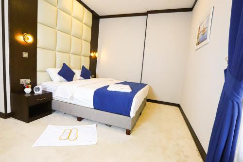 1 double bed