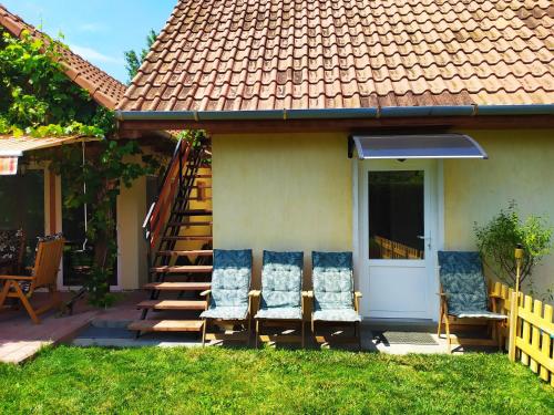 Ametiszt Wellness Apartmanház 5