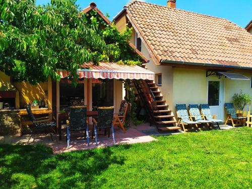Ametiszt Wellness Apartmanház 2
