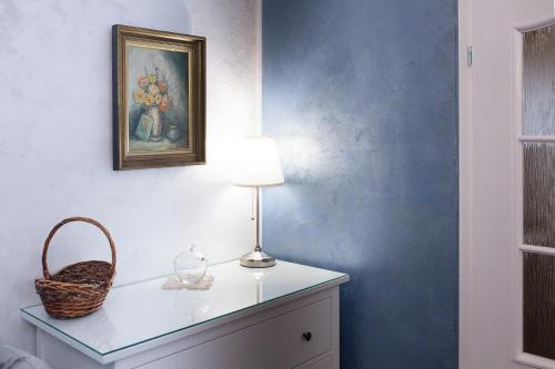 TOP CENTER Designer studio 1 minute to NDK&Vitosha by Flat Mаnager, Sofia (Foto 9)