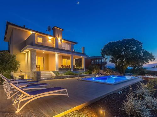 Villa Roko by Interhome in Ljutici