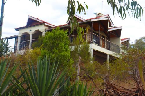 Saba Farm House