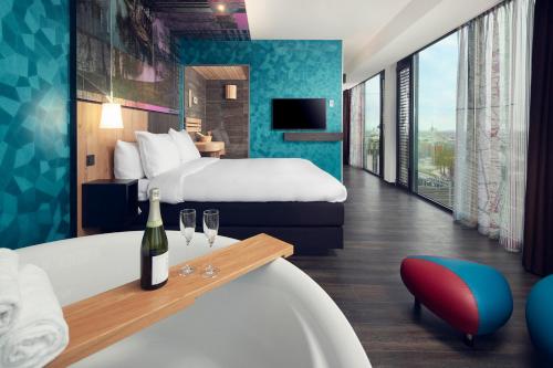 Inntel Hotels Utrecht Centre - image 2